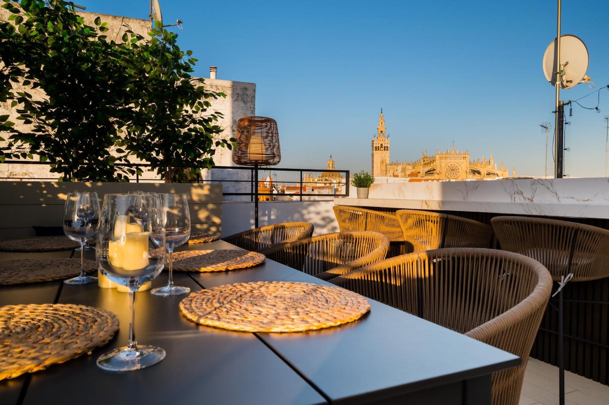 Stunning With Magnificient Terrace - La Maestranza Bullring Apartment *
